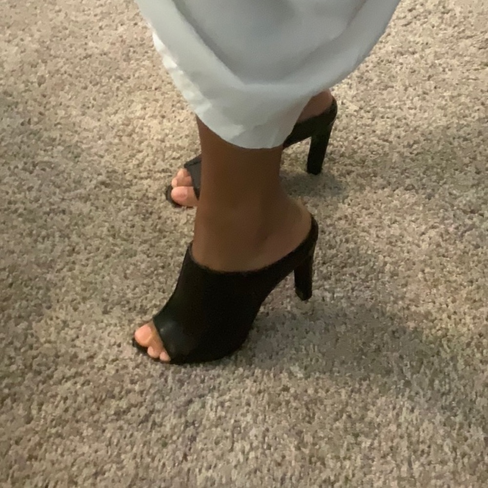 Calvin Klein mule heel